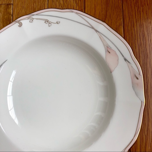 New MIKASA Bellamy Large Rim Soup Bowl Bone China - Picture 7 of 16